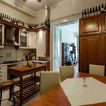 Apartment St. Stephen Boulevard