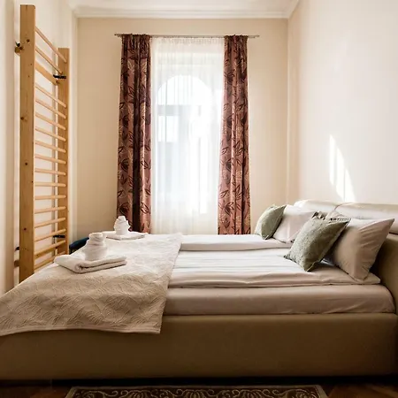 St. Stephen Boulevard Apartment Budapest